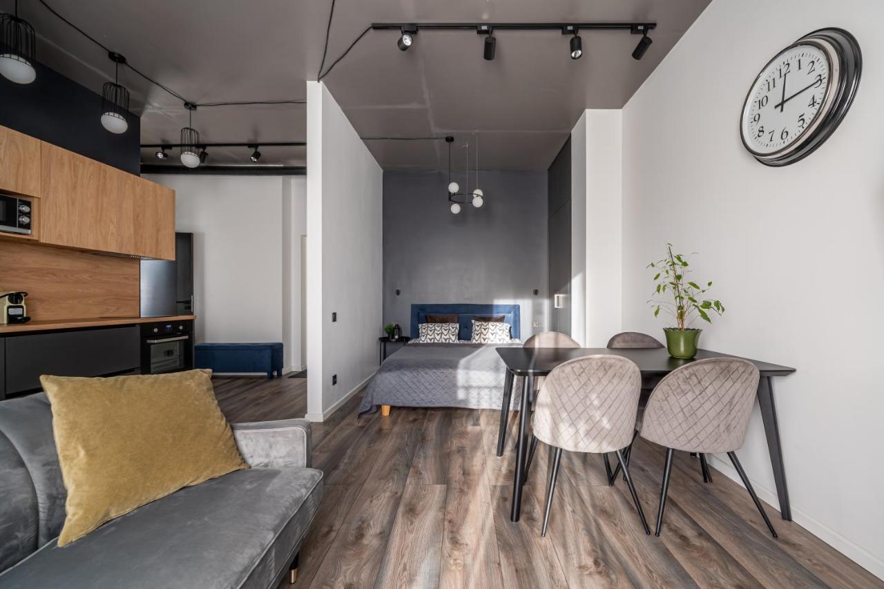 Cosy Studio Apartment In Ridzenes Residence Riga Exterior photo
